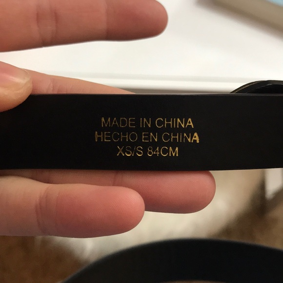 Vegan leather black belt with blue stone buckle - Picture 4 of 5